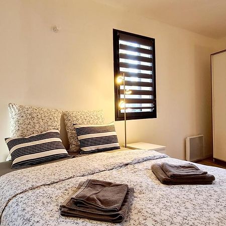 Cosy Studio Dans Le Site Historique De Pezenas Hotel Kültér fotó